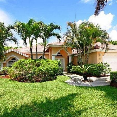 Universal Vacation Homes Fort Myers Exterior photo